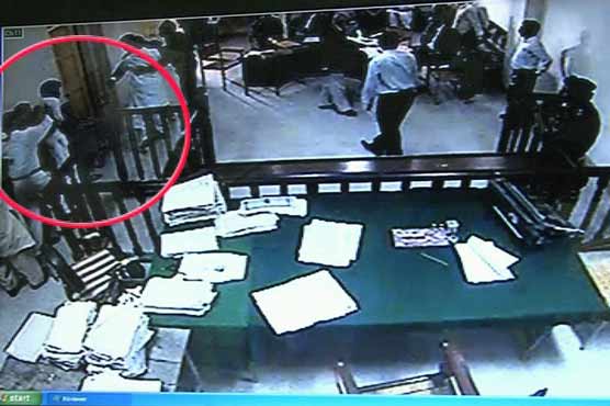 CCTV footage shows torture by lawyers in courtroom