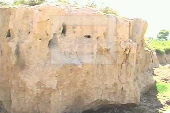 Kahror Pacca: 4 women killed by landslide