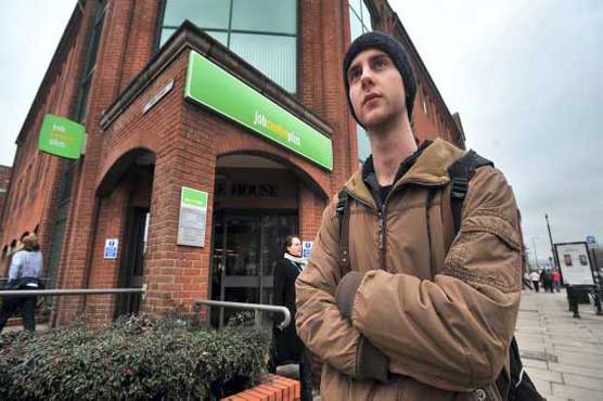 UK unemployment reaches 15-year high