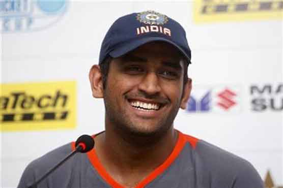 Dhoni, Cook expect change of tactics in ODIs