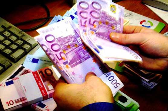 S&P cut Spain credit rating, Fitch downgrades Swiss bank