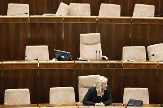 Iveta's govt to be dismissed soon, says Slovak President