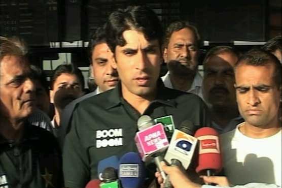 Pak national cricket team arrives in Dubai