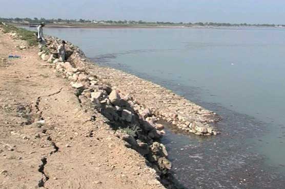 Indus River dyke breached just after its construction