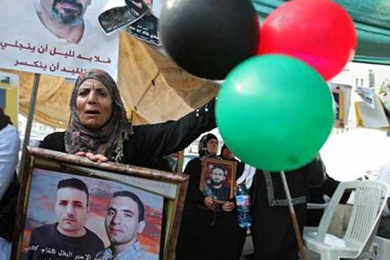 Hamas, Israel prisoners swap begins