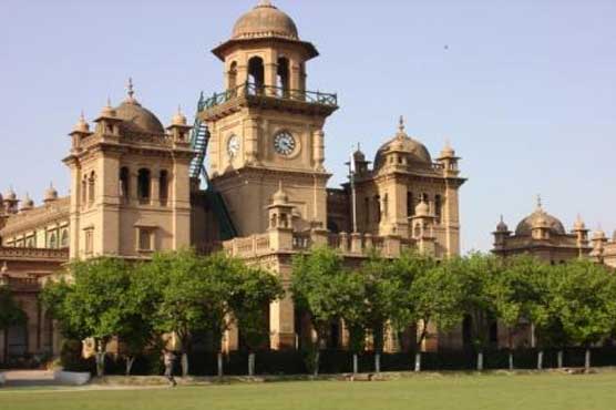 Cracker blasts in Peshawar University 