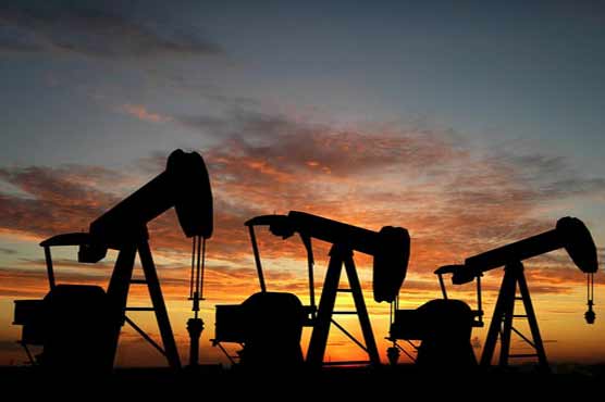 Oil hovers above $86 amid Europe debt plan doubts