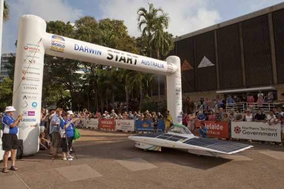 Team Tokai pulls ahead in solar car race