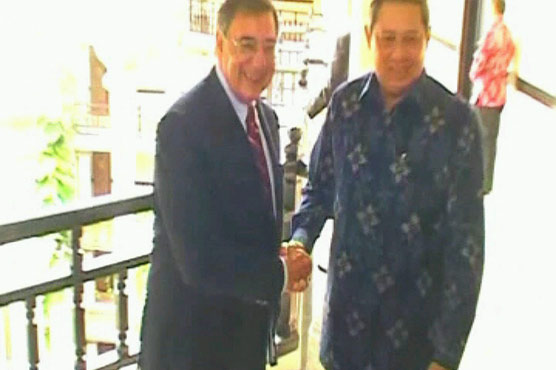 Panetta calls on Indonesia president
