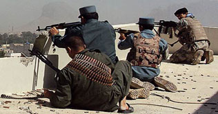 Militants attack  base in Afghanistan