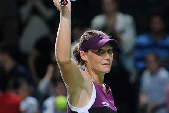 Stosur routs Li to reach WTA Championships semis