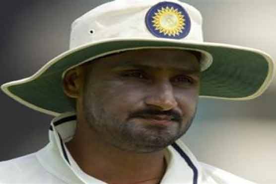 Harbhajan axed, India call youngsters for Delhi Test