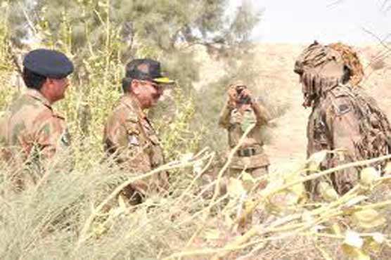 Bahawalpur corps commander goes to front posts 