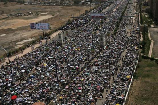 Thousands Yemenis hold rival rallies across country