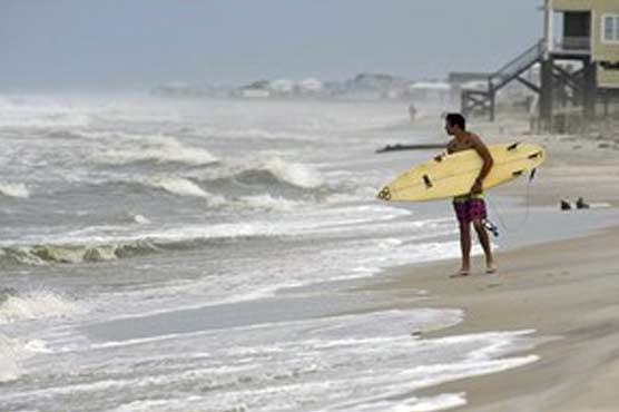 Tropical Storm Lee heads for Louisiana coast