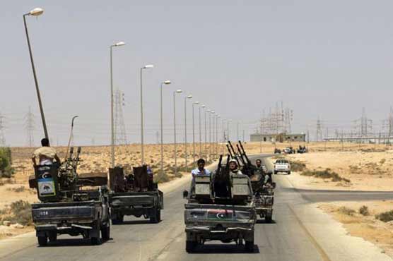 Libya rebels push toward a Gaddafi stronghold