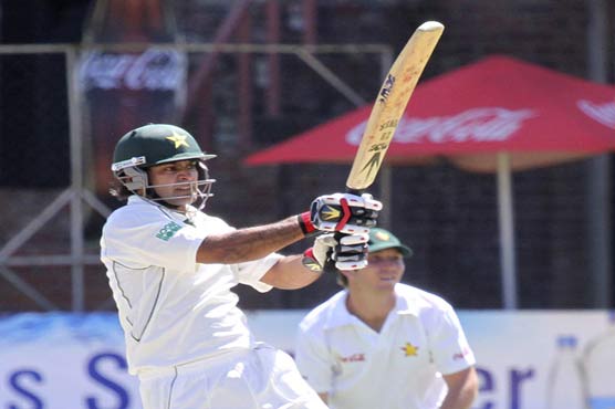 Pakistan reaches 357-5 in fightback vs Zimbabwe