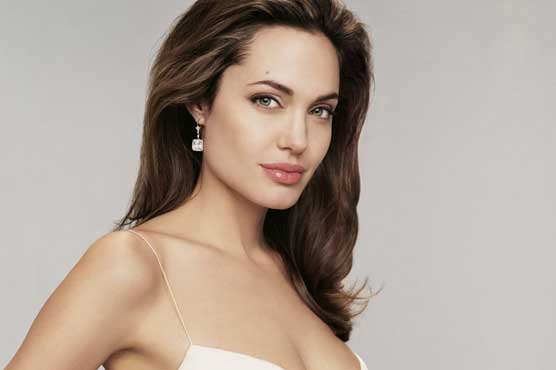 Angelina Jolie exhausts kids with elaborate garden party