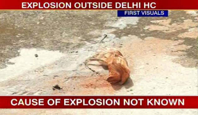 Blast outside Delhi High Court kills 11, injures 40 