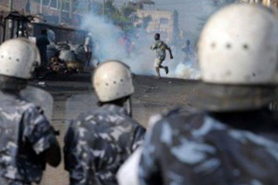 Swaziland: Security forces tear-gas students