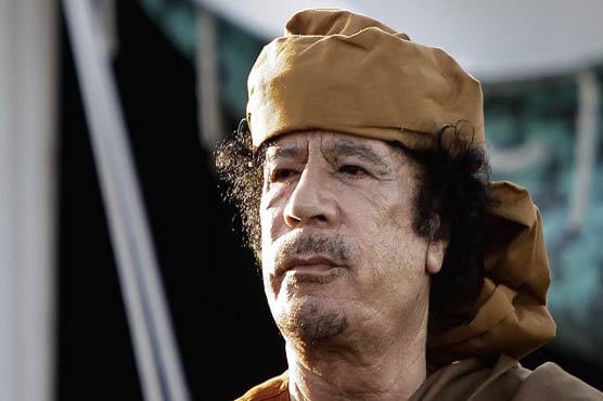 Interpol issues arrest warrant for Gaddafi