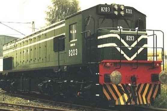 Karachi: Trains getting late as usual