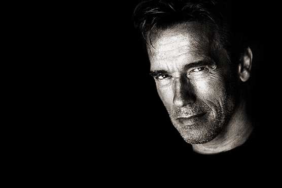 Arnold Schwarzenegger in talks to be 'Captive'