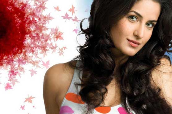 Katrina to do item number in 'Agneepath'