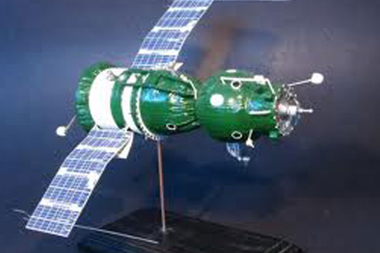 Russia delays launch of Soyuz spacecraft