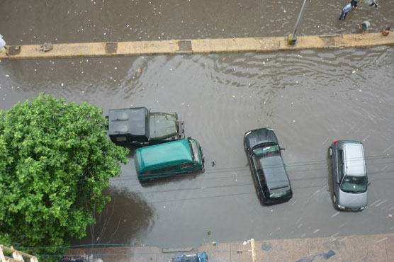 Choked Karachi still grappling with rainwater