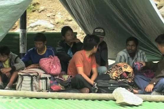 India: Rescuers unable to reach quake-ravaged areas