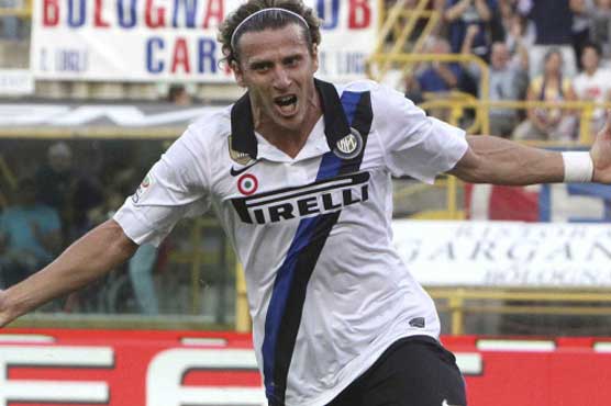 Inter beat 10-man Bologna 3-1 in Ranieri's debut