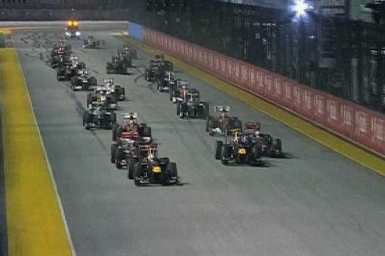 Vettel wins F1 Singapore GP, no title yet