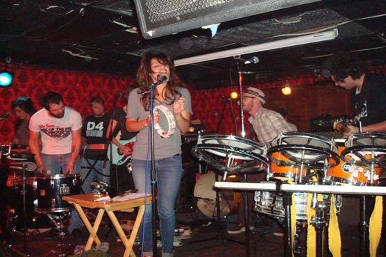 US tries friendship song' diplomacy in Pakistan