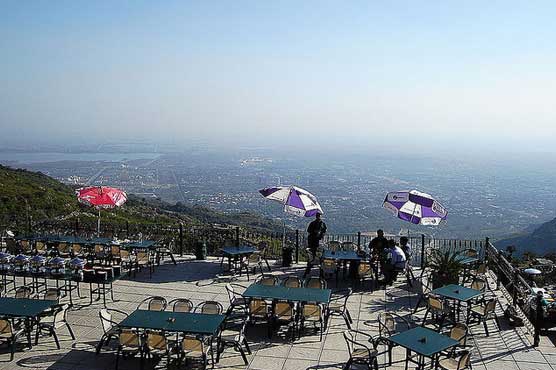Strong winds turn the weather pleasant