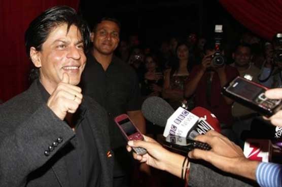SRK to play hockey icon Dhyan Chand