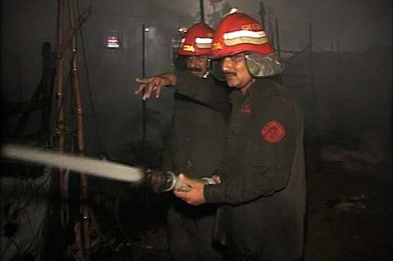Rawalpindi: Fire destroys garment market