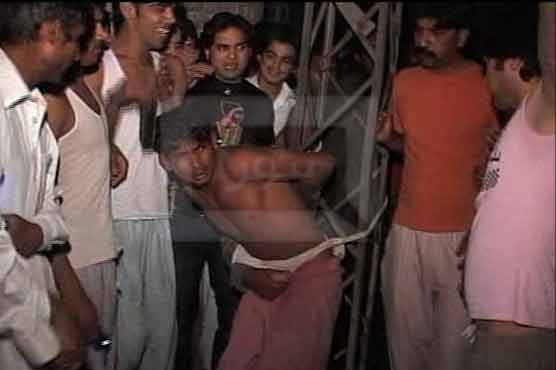 3 robbers beaten up by Multan citizens