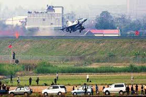 Taiwan stages military exercise