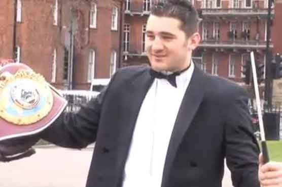 Boxing: Cleverly pulls out of world title defence