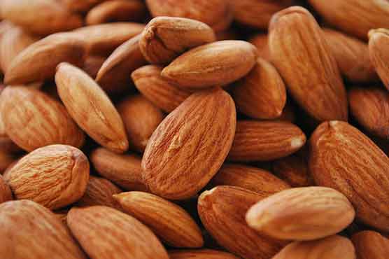 Pre-diabetes helped by almonds for breakfast