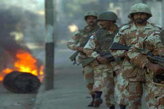 3 people killed in Karachi violence