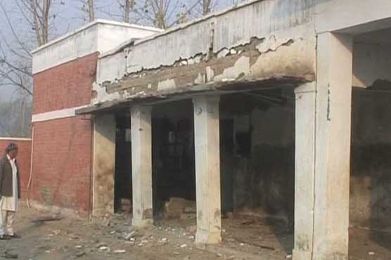 2 schools destroyed in Peshawar and D.I. Khan 