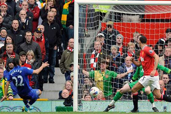 Everton rallies to draw 4-4 against Man United