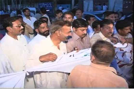 Faisalabad: FESCO officials clash with police