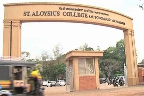 Varsity authority bans Burqa in southern India