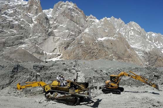 Siachen: Search operation enters 24th day