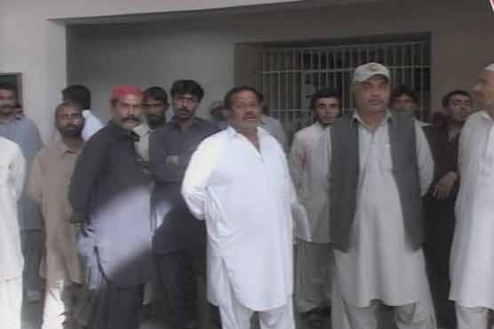 Salaries of 70,000 govt employees pending 