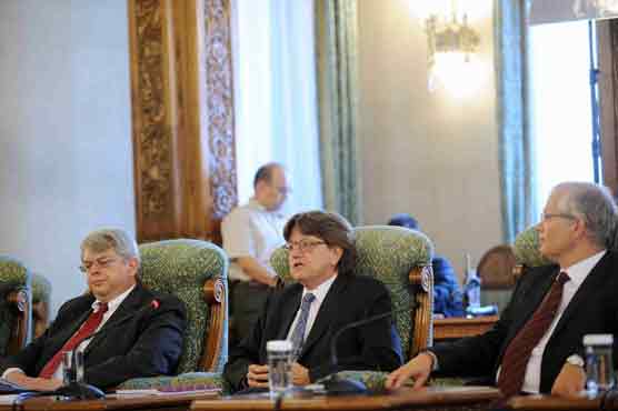 IMF concerned over Romanias political crisis 