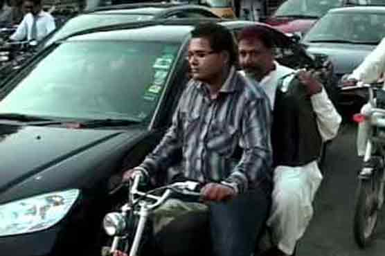 Pillion ridding banned in Karachi, Hyderabad for 3 days